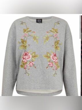 Alexander McQueen Cropped Embroidered Rose Sweatshirt!💕